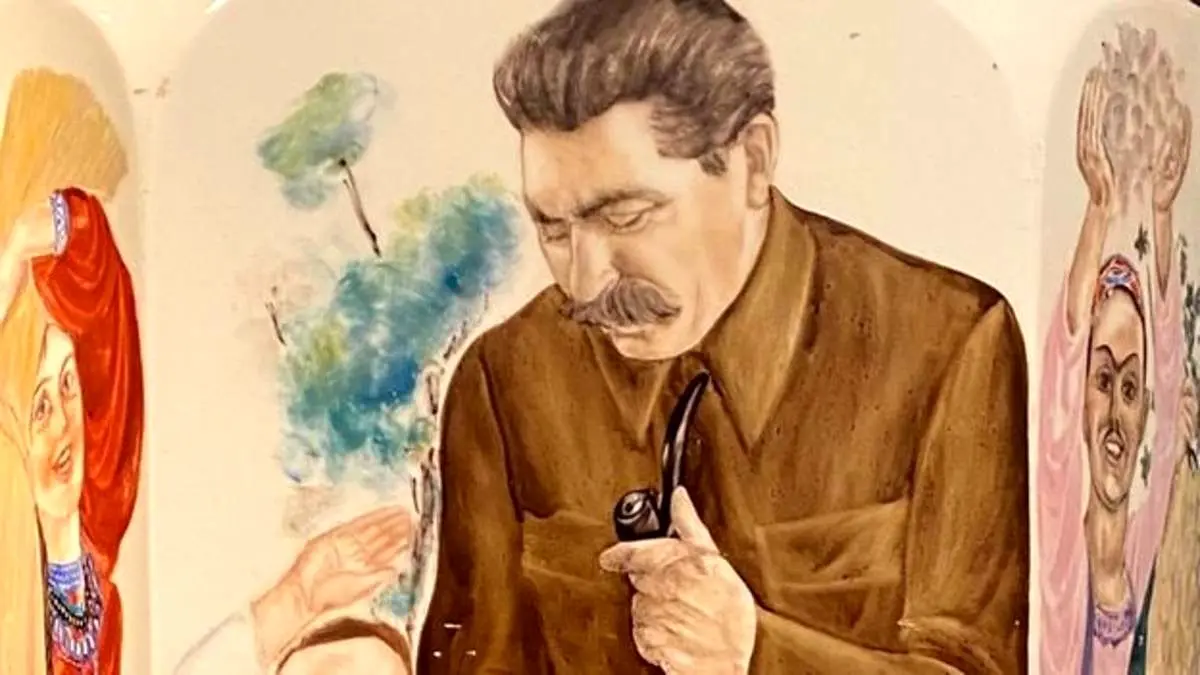 چگونه از قوری برای تبلیغات حکومتی روسی استفاده می‌شد؟