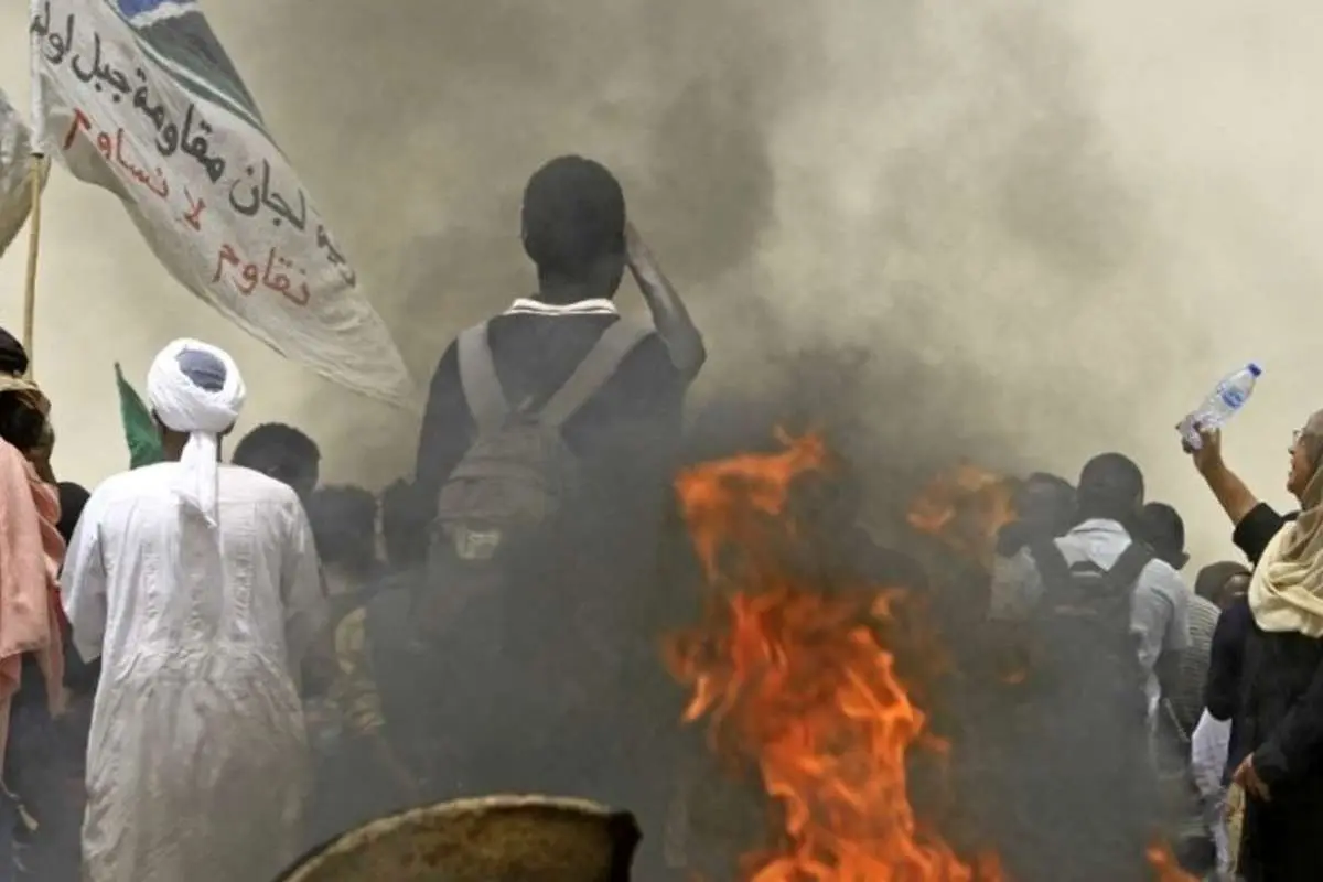 (ویدئو) هفت کشته در اعتراضات ضد حکومت نظامیان سودان