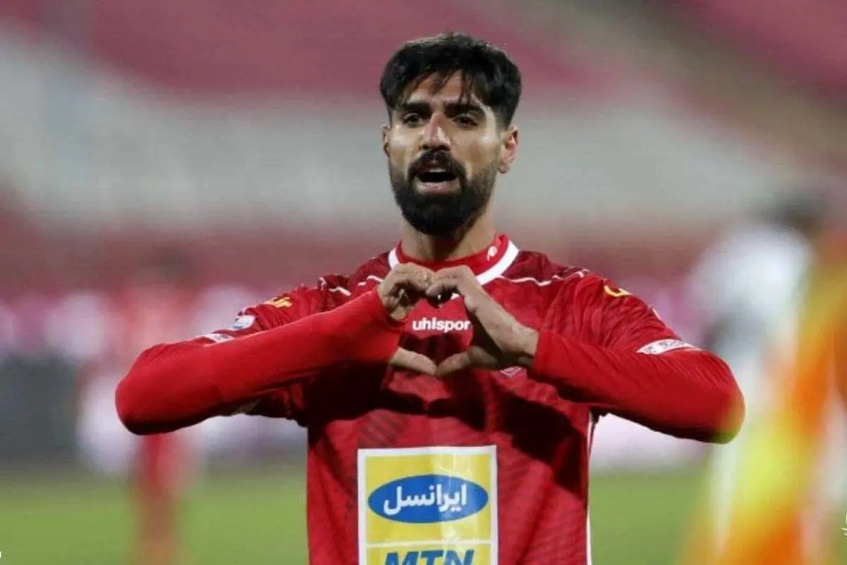 رضا اسدی فردا با پرسپولیس توافق میکند؟