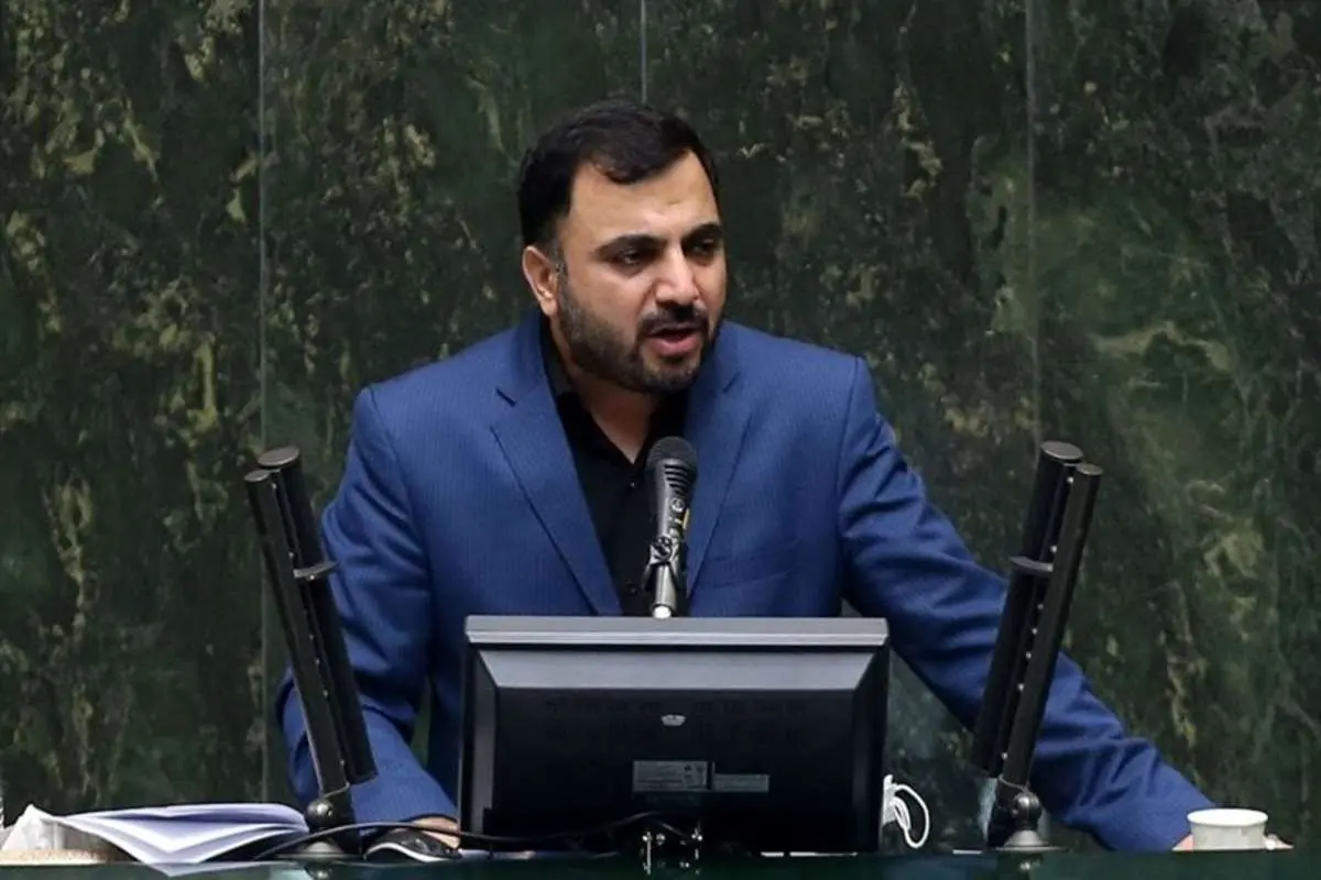 وزیر ارتباطات وعدهی ایجاد ۲۰ میلیون پورت پرسرعت فیبرنوری را داد