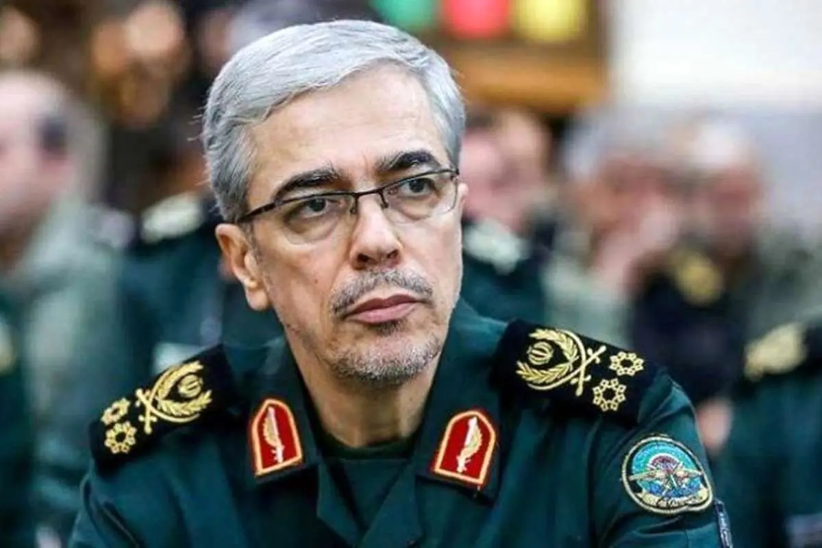 سرلشکر باقری: وضعیت امنیت در کردستان و مرزهای آن مطلوب است