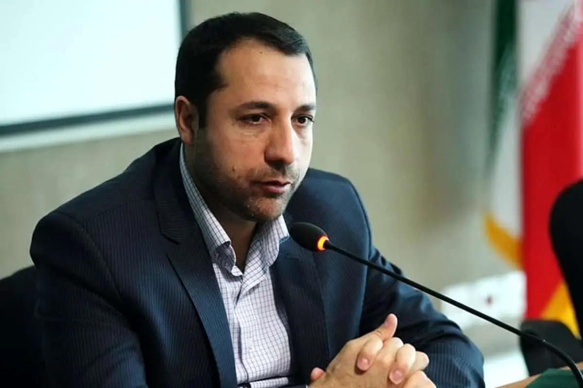 رئیس بانک مرکزی: سقف کارت به کارت اتباع خارجی مانند ایرانیان است