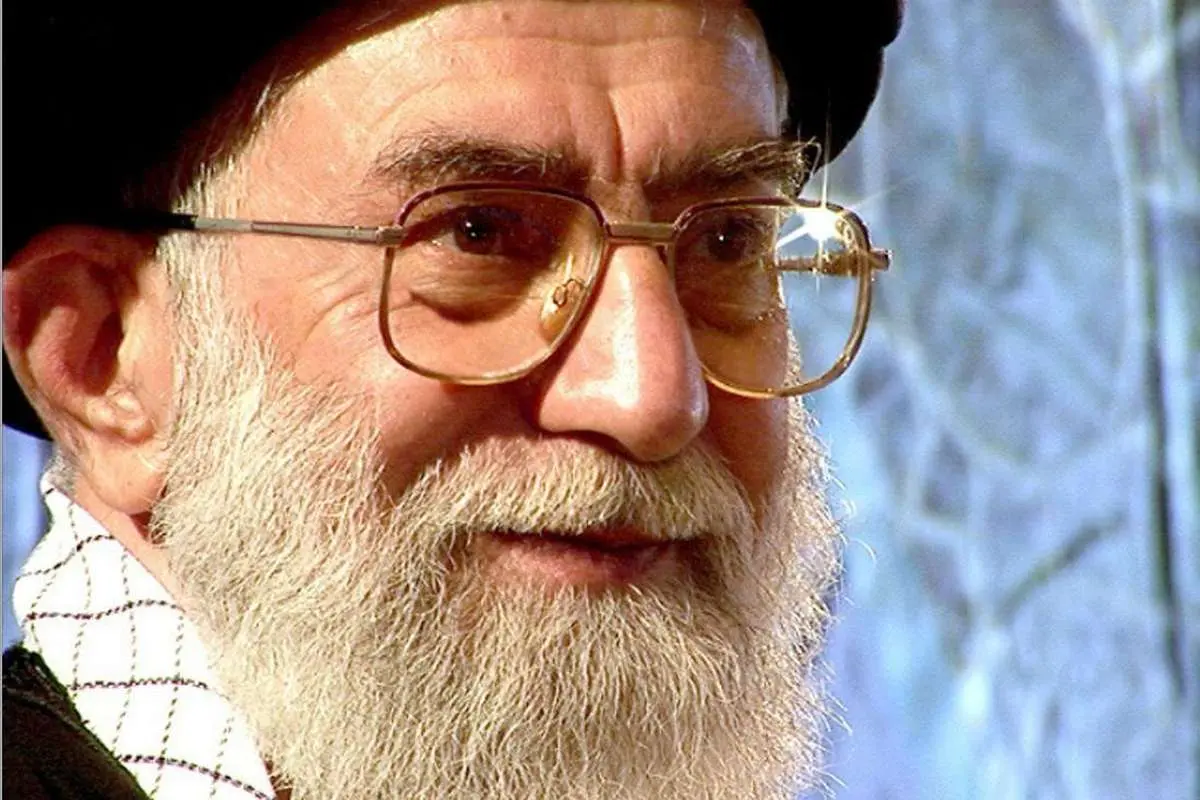 کتابخوانی رهبر معظم انقلاب