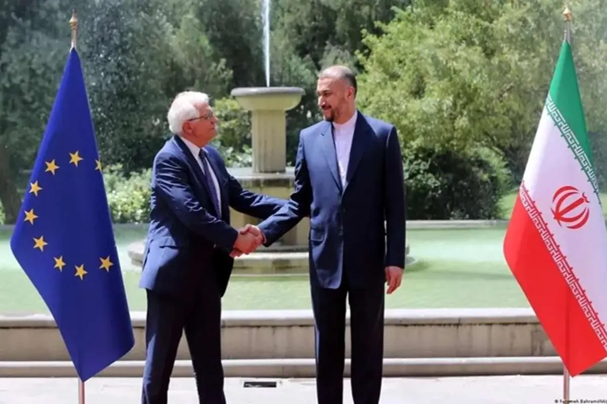 روزنامه دولت، ناتوانی دیپلماتیک دولت را به گردن اصلاحطلبان انداخت