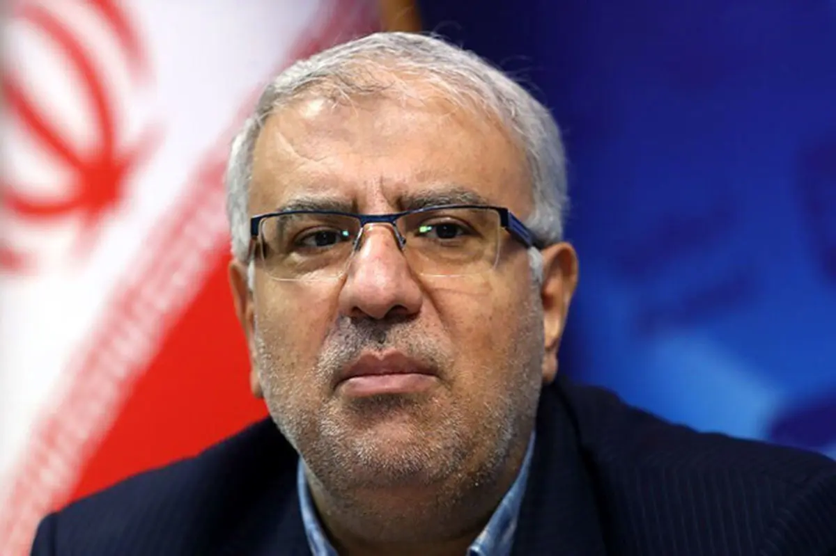 وزیر نفت:
توسعه میدان آزادگان ۱۱۵ میلیارد دلار درآمدزایی دارد