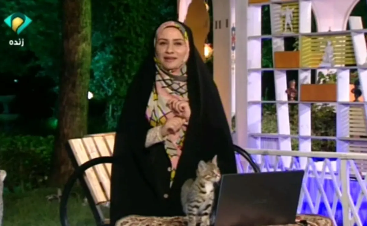 (ویدئو) گربه ناخوانده وسط برنامه زنده خراسان رضوی