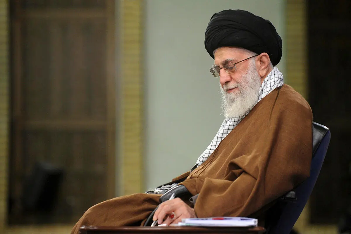 پیام تسلیت رهبر انقلاب درپی درگذشت همسر حجت‌الاسلام راشد یزدی