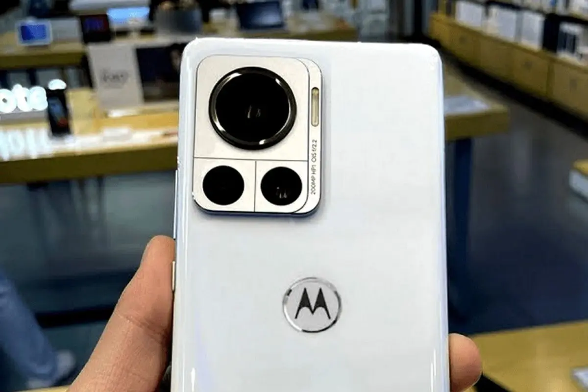 موتورولا اج ۳۰ اولترا؛ پرچمدار جدید موتورلا!