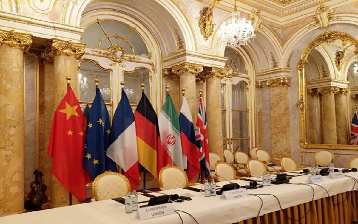 نقل قول کیهان از روزنامه روسی درباره مطالبات ایران در مذاکرات