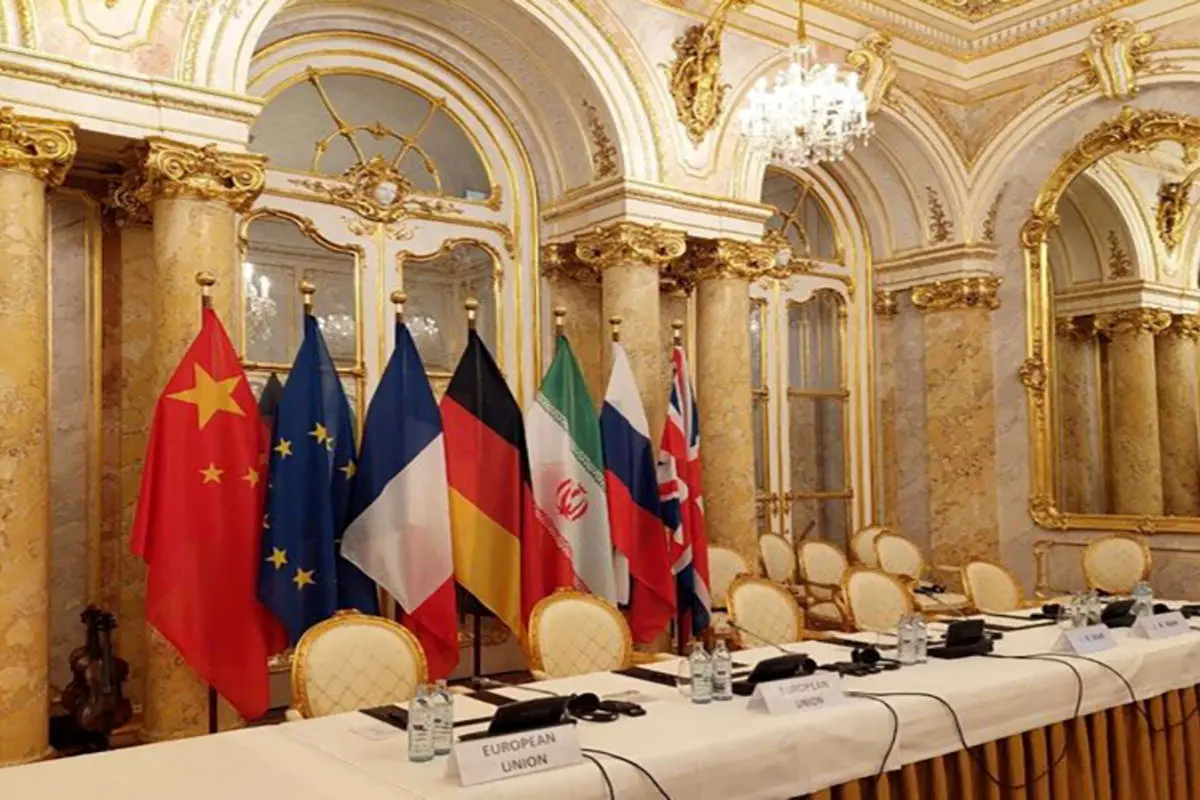 نقل قول کیهان از روزنامه روسی درباره مطالبات ایران در مذاکرات