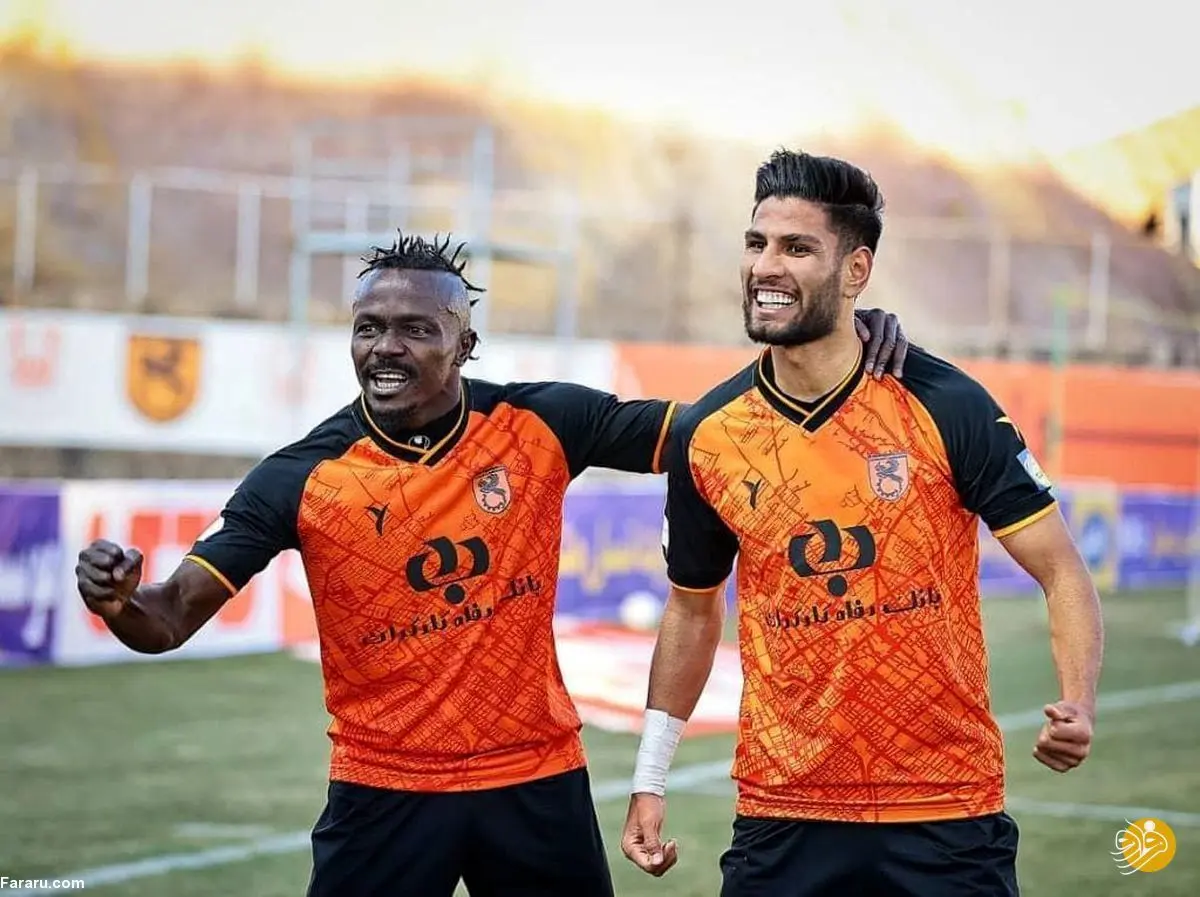 پایان داستان گادوین منشا و پرسپولیس