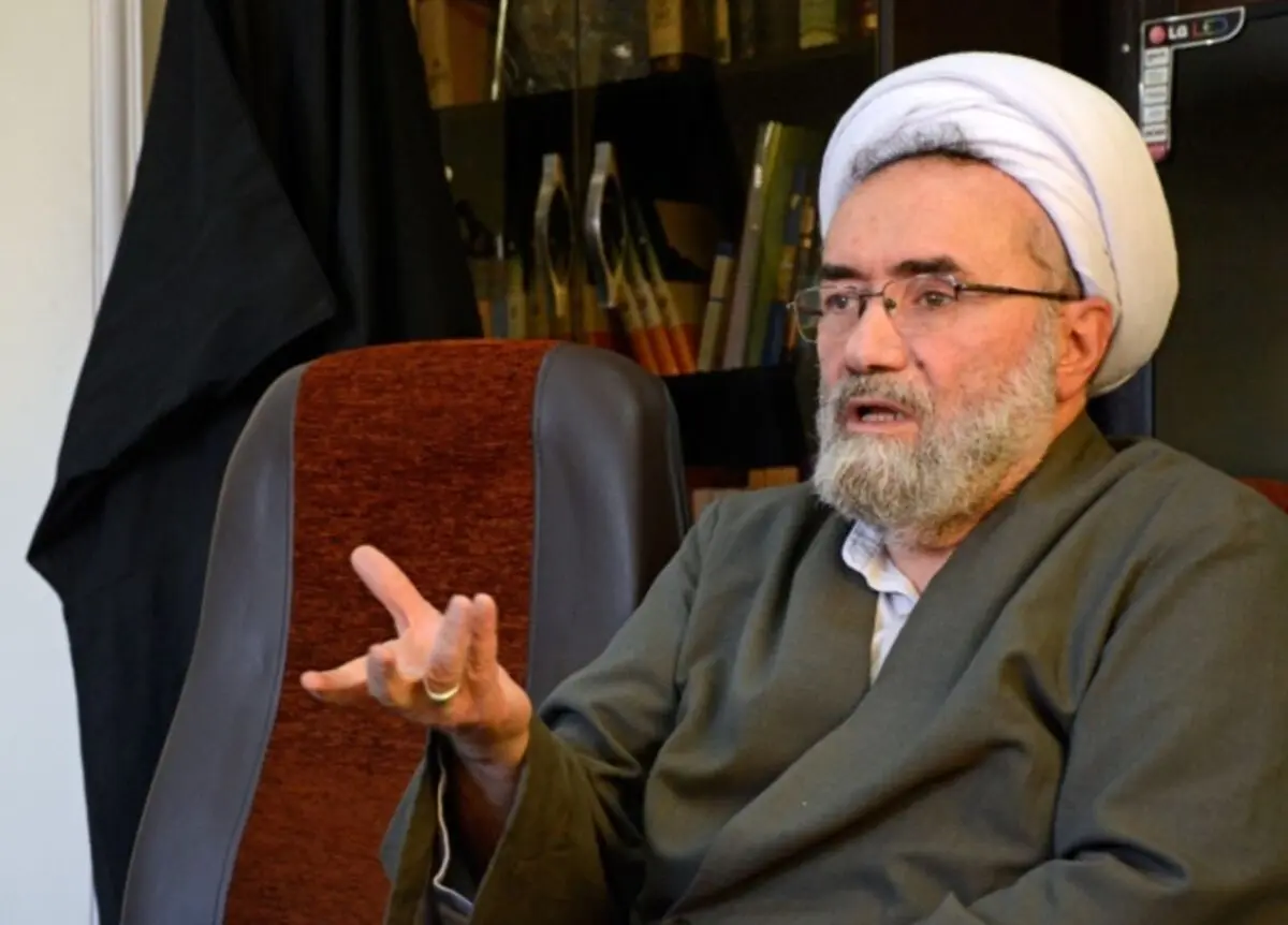 حمله کیهان به مسیح مهاجری؛ چرا می‌گویی اگر بهشتی زنده بود الان در حصر قرار می‌گرفت؟