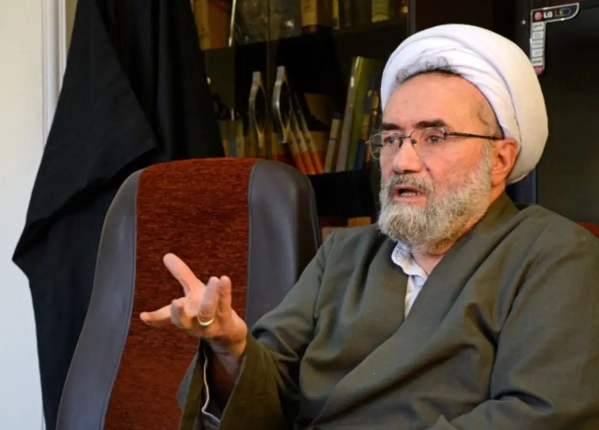 حمله کیهان به مسیح مهاجری؛ چرا می‌گویی اگر بهشتی زنده بود الان در حصر قرار می‌گرفت؟