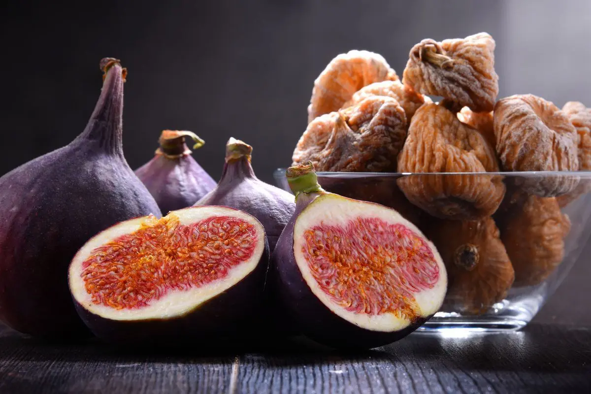 این میوه تابستانی ضد یبوست، تب‌بر و دفع‌کننده سموم است