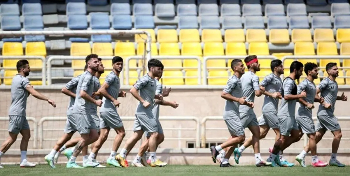 گلر نساجی به پرسپولیس پیوست