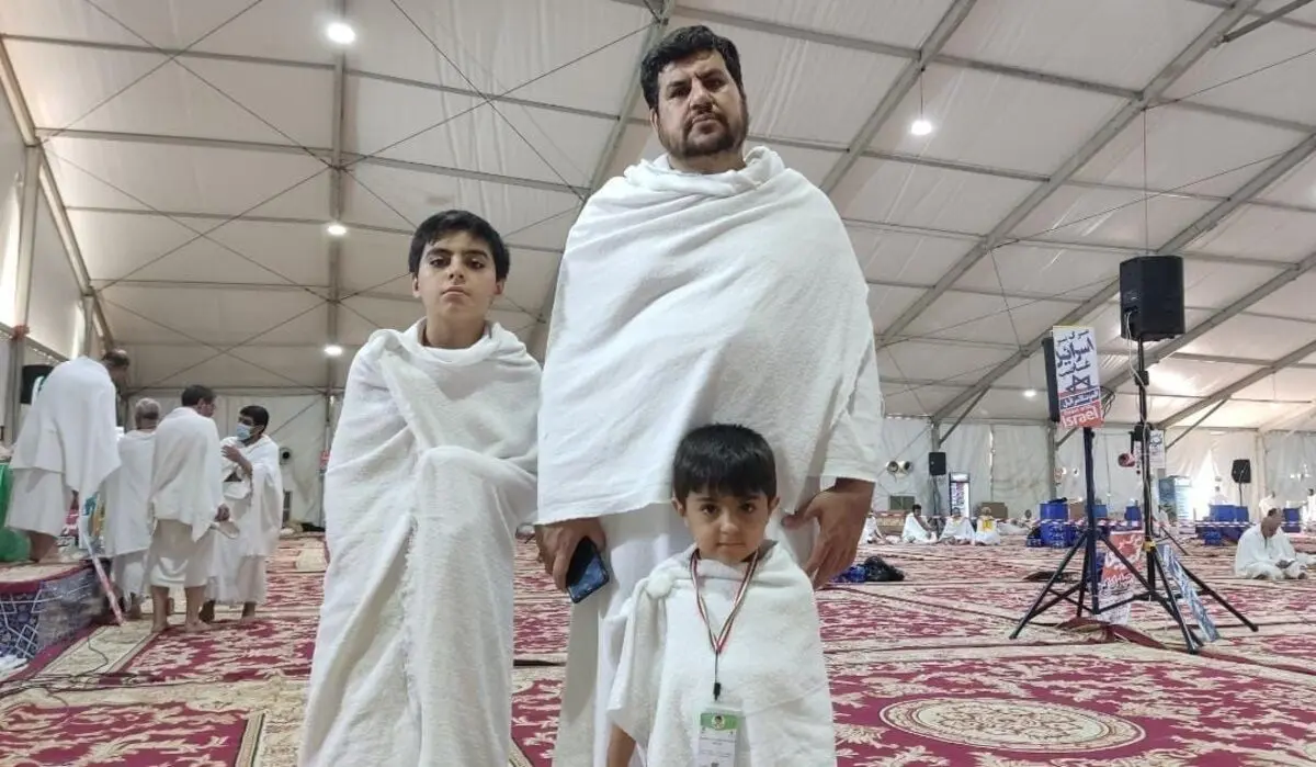 (عکس) حاجی سه و نیم ساله؛ کوچکترین زائر ایرانی خانه خدا