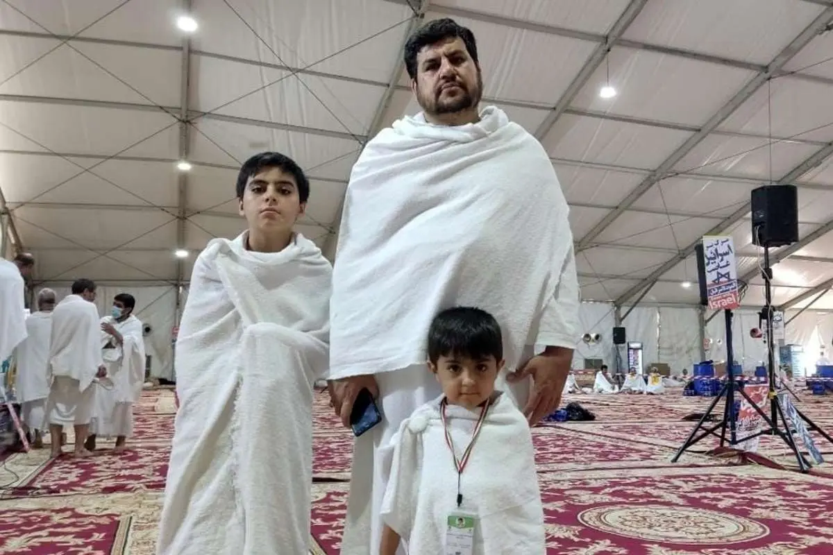 (عکس) حاجی سه و نیم ساله؛ کوچکترین زائر ایرانی خانه خدا
