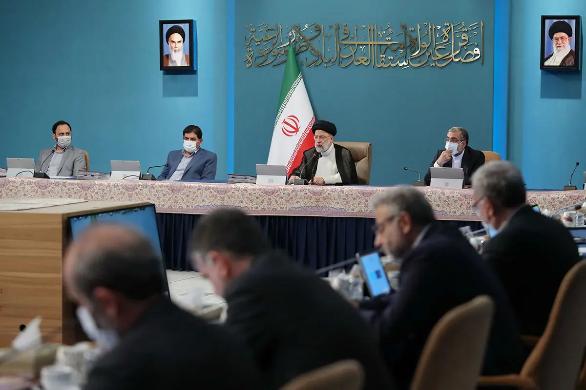 رئیسی: حق مردم است که از اقدامات دستگاه‌های اجرایی اطلاع یابند