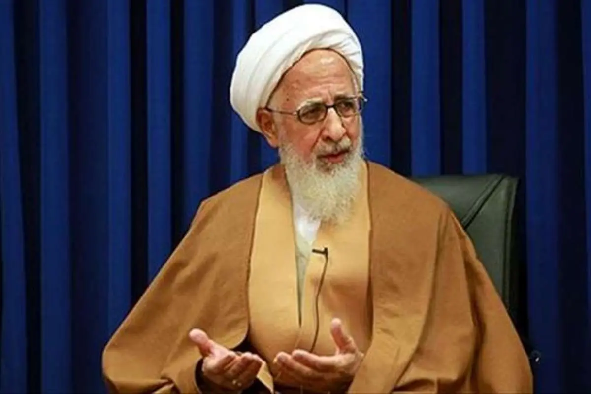 آیتالله جوادی آملی: مسئله حجاب با فشار سرنیزه حل نمیشود