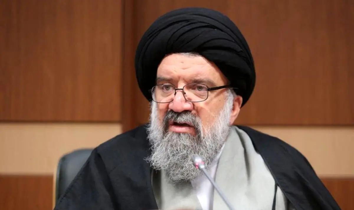احمد خاتمی: در بحث حجاب کسی از زور سخن نمی‌گوید
