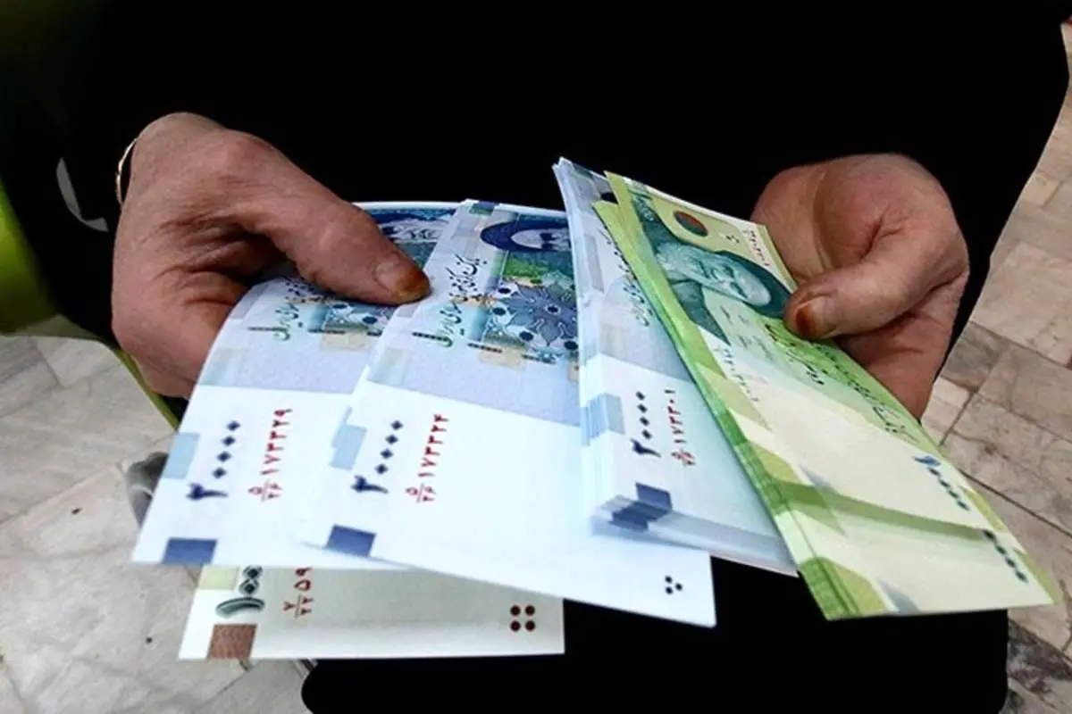 بگومگوی همتی و دولت ادامه دارد