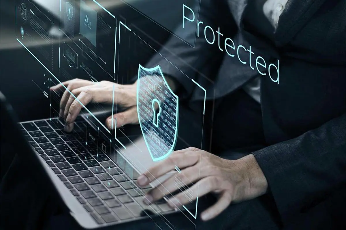 روزنامه اطلاعات هشدار داد؛ درز اطلاعات توسط مترجمان مقامات