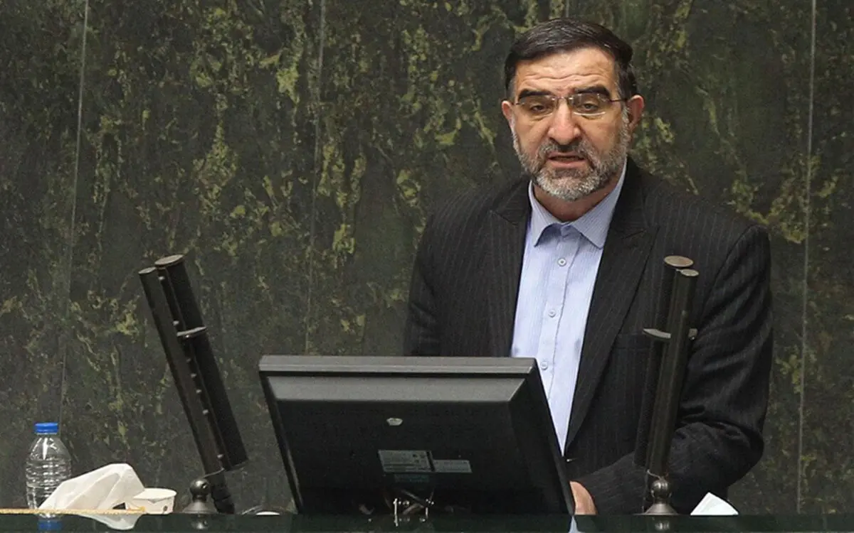 نماینده مجلس: نهایتا تا آذر یا دی‌ماه سال جاری سختی‌ها ادامه دارد!