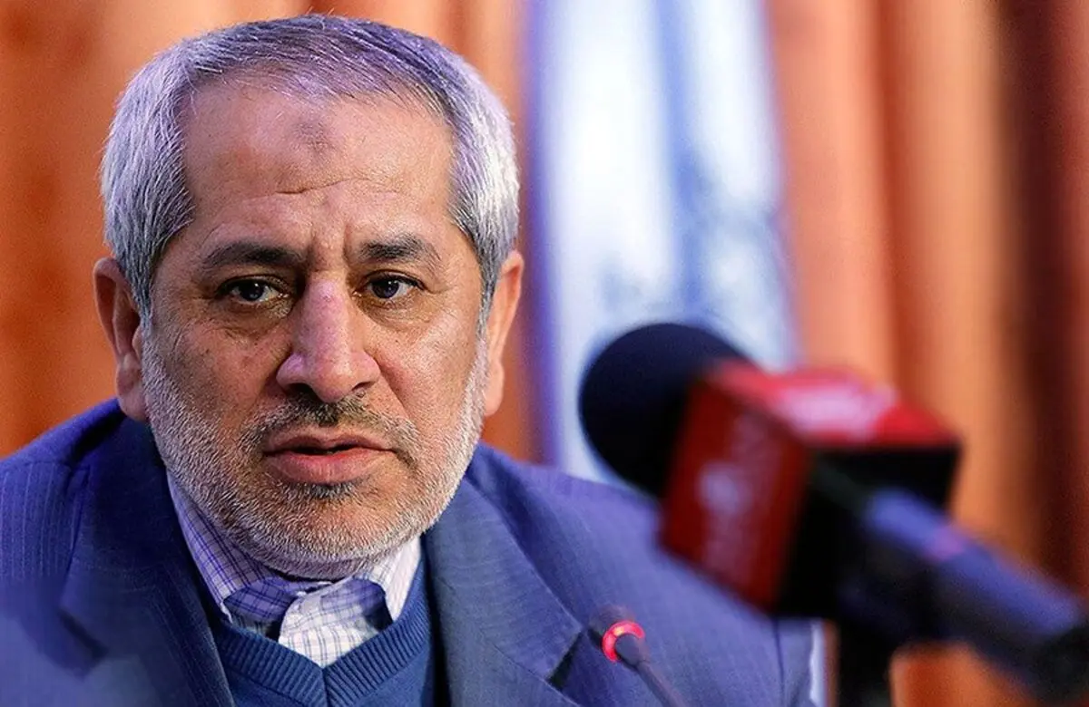 (تصاویر) پایان شایعه ممنوع‌الخروجی دادستان سابق تهران