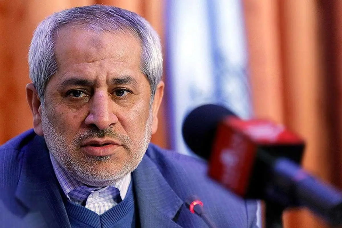 (تصاویر) پایان شایعه ممنوعالخروجی دادستان سابق تهران