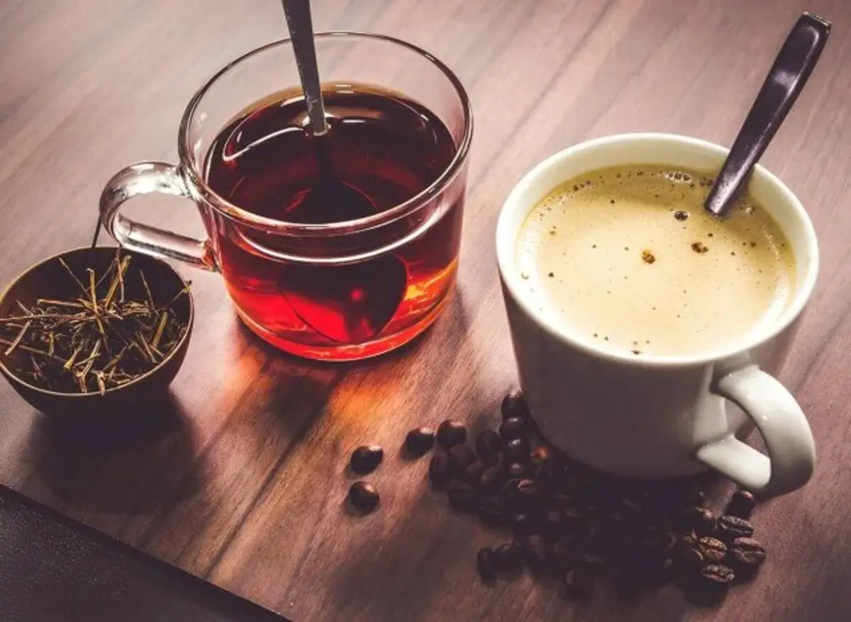 آیا چای و قهوه باعث کم‌آبی بدن می‌شوند؟
