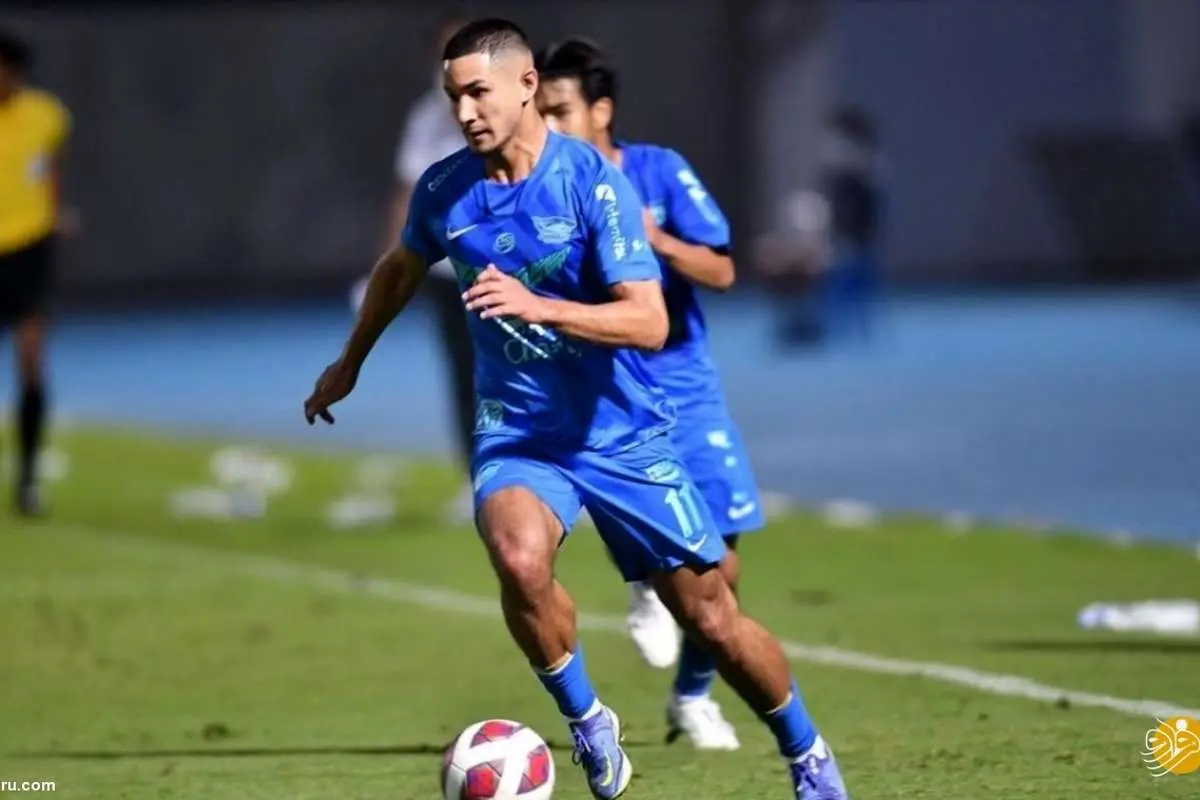 کدام بازیکن فوتبال، از مسی و رونالدو پولدارتر است؟