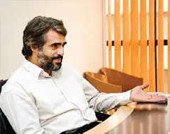 با دولتي مواجه هستيم كه مخالفان را به رسميت نمی‌شناسد