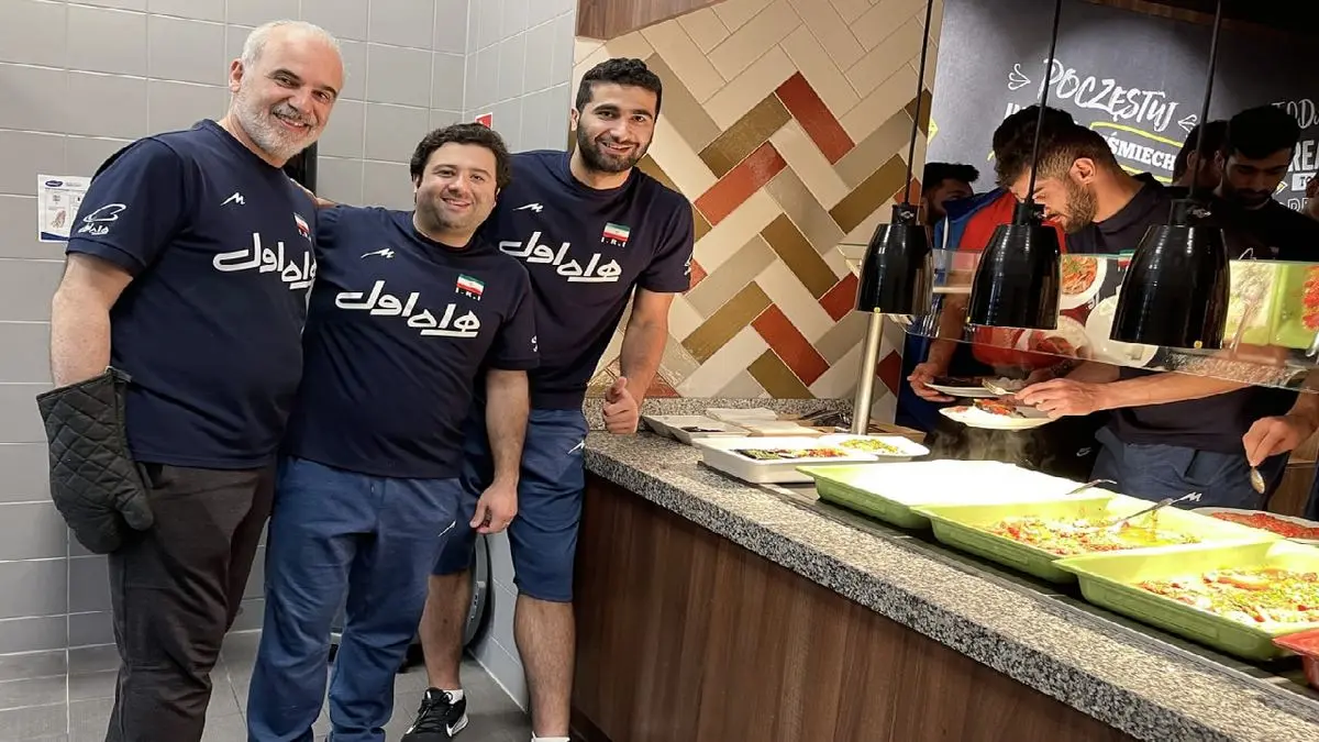 آشپزی ملی پوشان در هتل