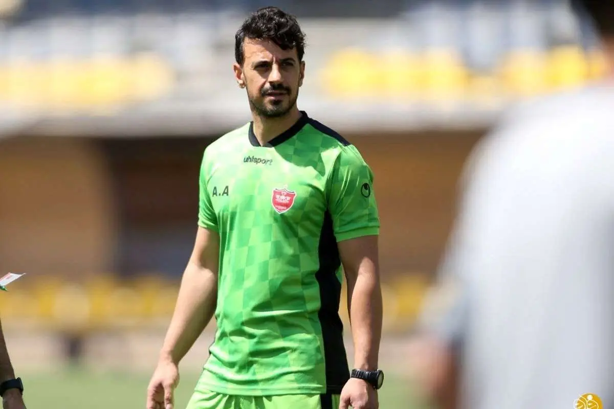 (عکس) بدنساز بسکتبالیستها در کادرفنی پرسپولیس