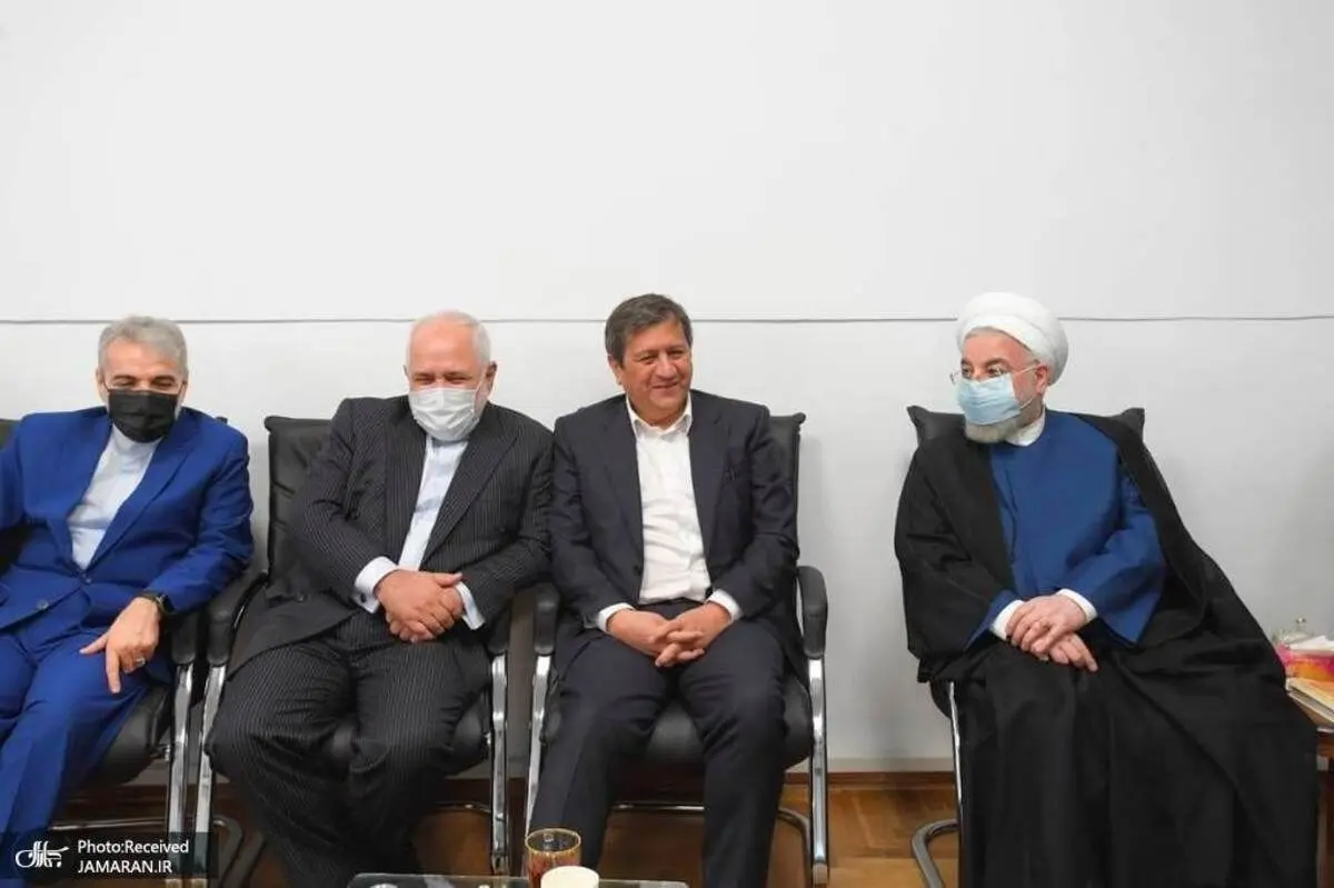 پاسخ روحانی به انتقادها: دولت را با میلیارد‌ها دلار اسکناس تحویل دادیم