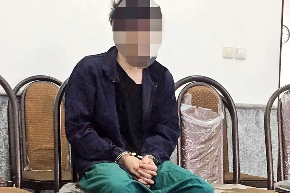 ۱۳ شیء تاریخی مربوط به دوره ایلامیان در کوله نگهبان سابق موزه!