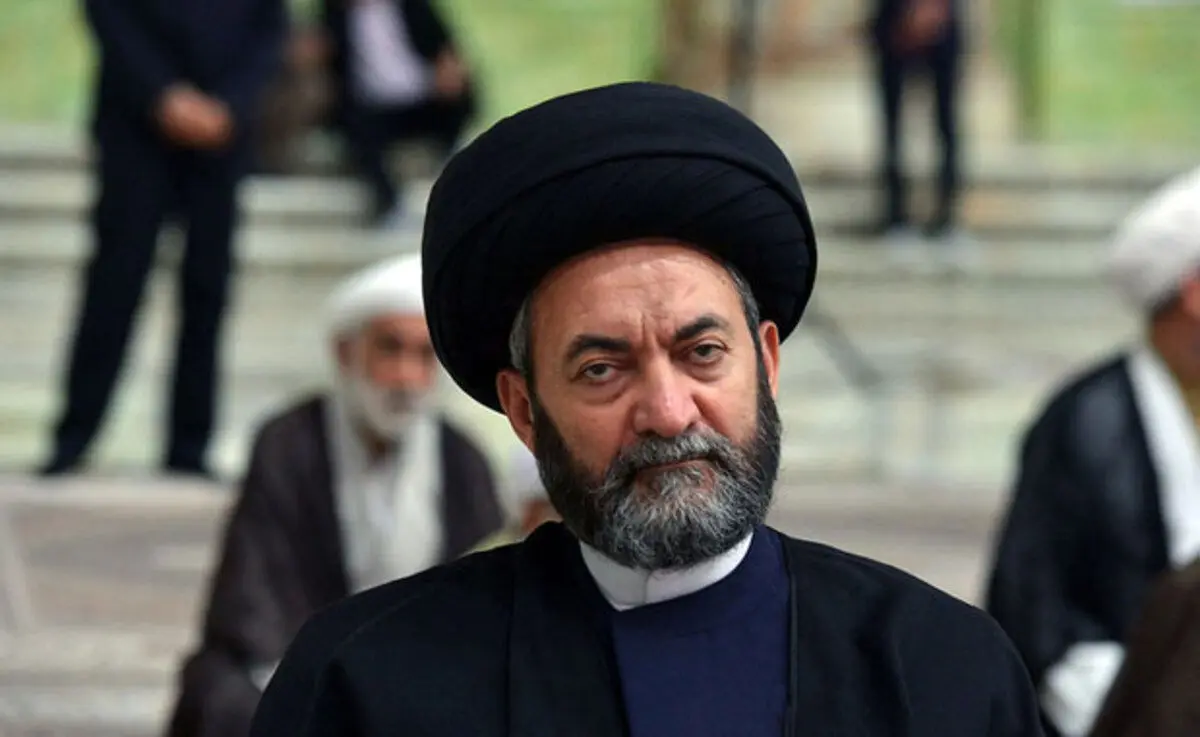 امام جمعه اردبیل: امام جمعه نباید فحش بگوید و عصبانی شود