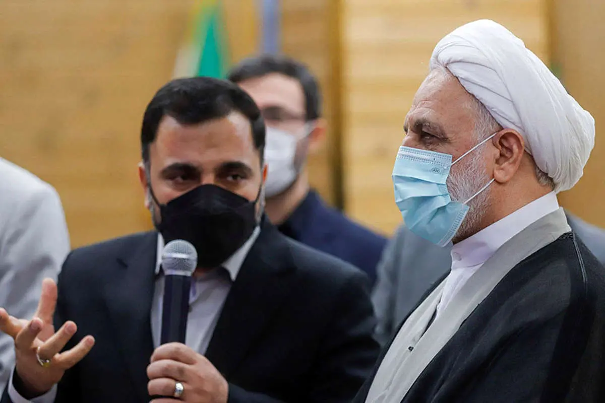 وزیر ارتباطات: دست مان به پلتفرمهای خارجی نمیرسد اما در پلتفرم داخلی به سرعت پرونده تشکیل میشود