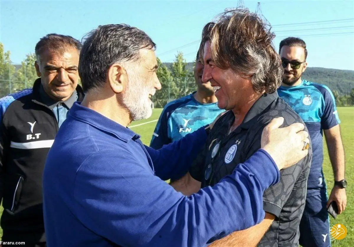 (عکس) آجورلو با لباس آبی در اردوی استقلال