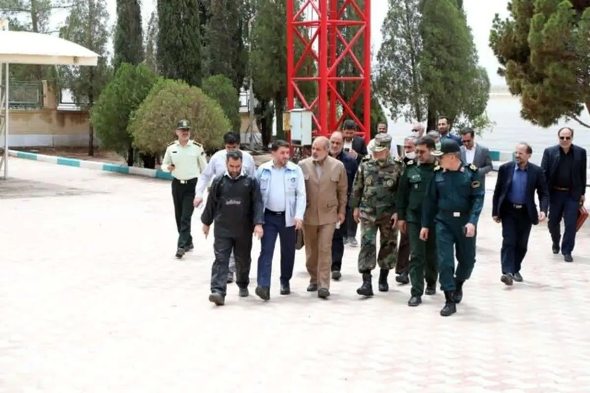 وزیر کشور برای بررسی سیل یزد وارد این استان شد