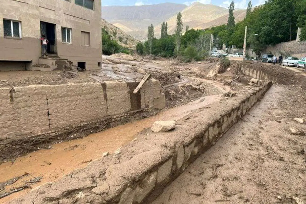 ۱۰ کشته و ۱۶ مفقودی در سیل فیروزکوه