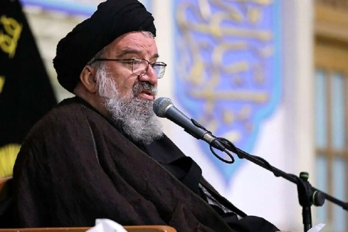 احمد خاتمی: درباره بیحجابها اسمی از «دزدها» نگفتم