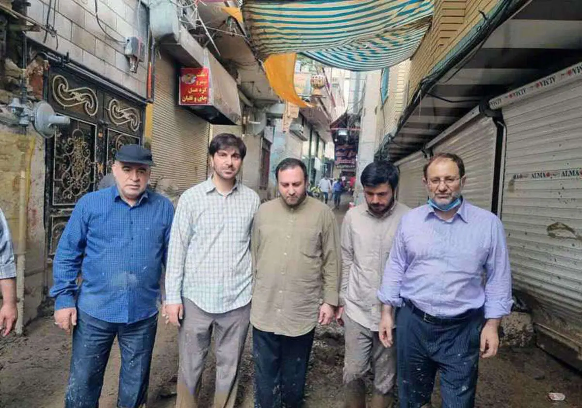 (تصاویر) جنجالِ «پاچه‌های گِلی»!