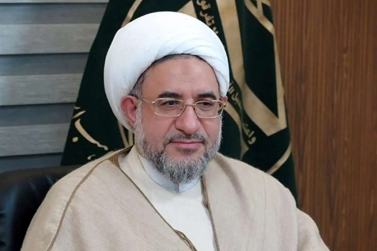 عضو مجلس خبرگان: نباید با فضاسازی از حجاب کوتاه بیاییم