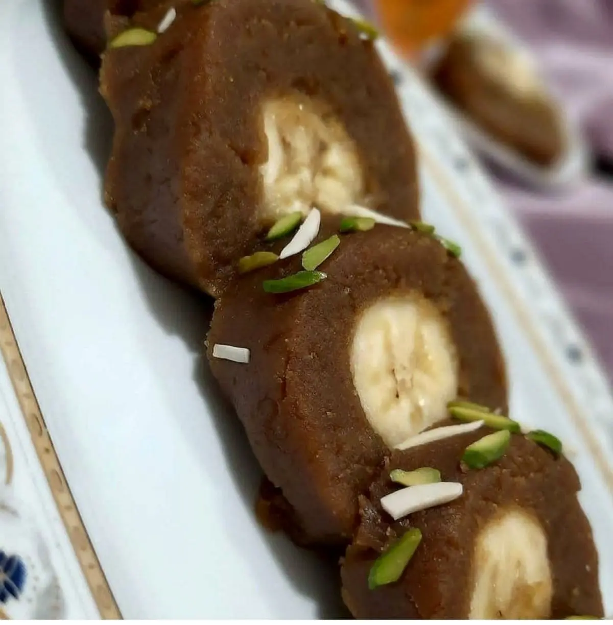 طرز تهیه حلوای رولی با موز