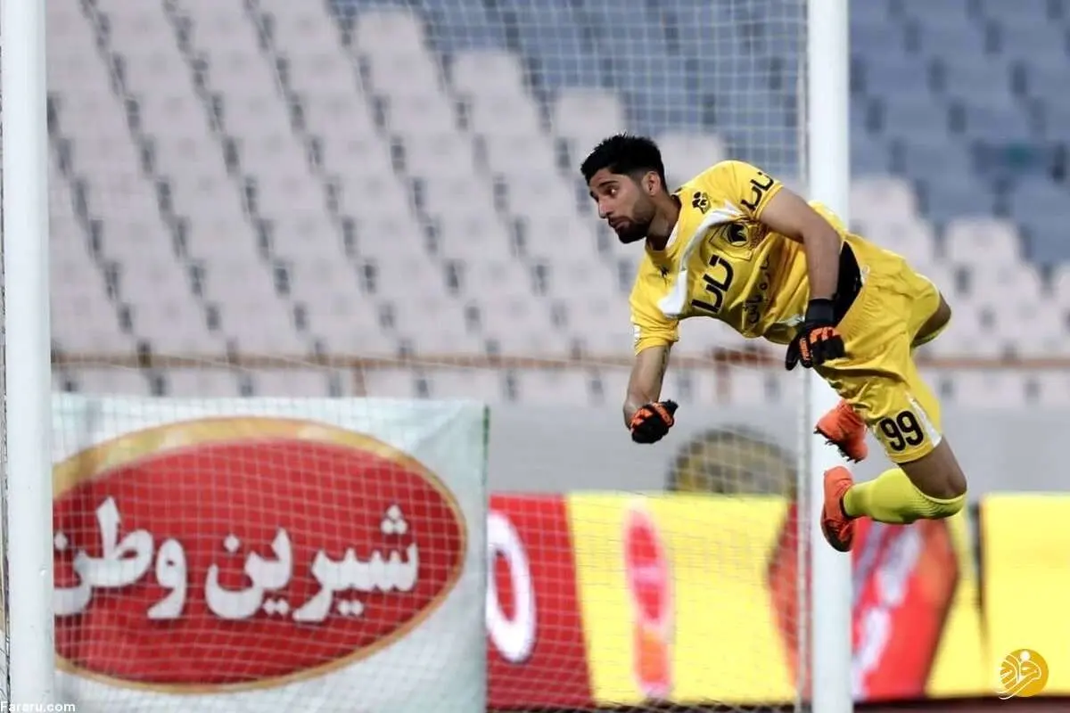 دروازهبان استقلال محروم شد
