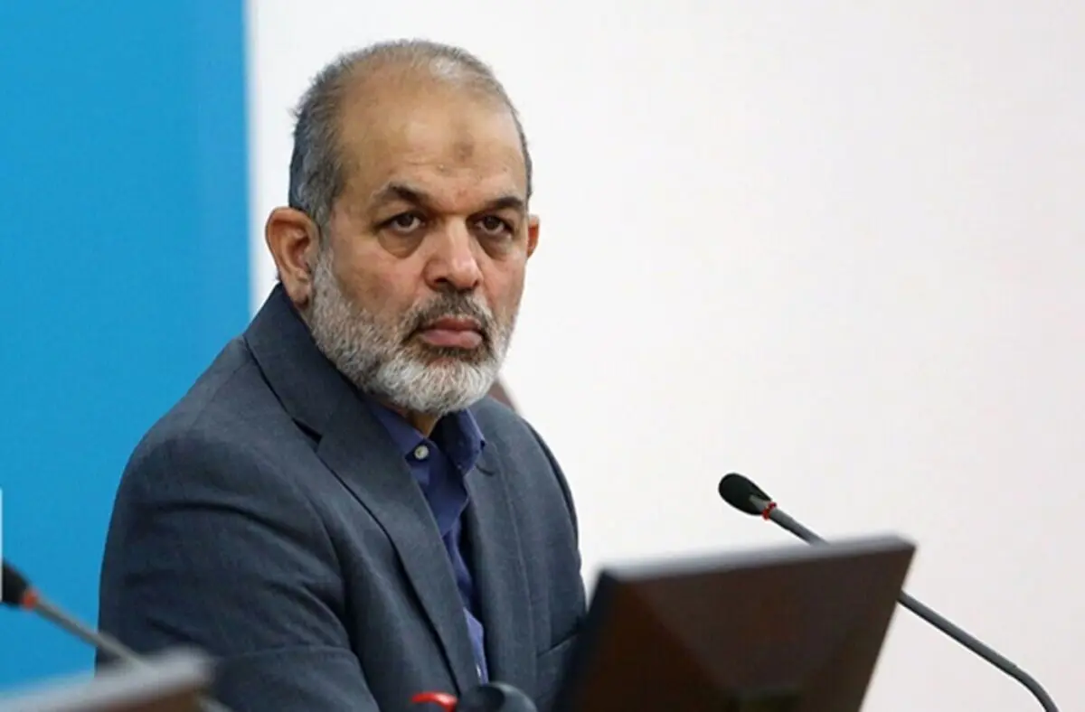 وزیر کشور: برخی گروه‌های اندک، راه دولت را نمی‌پسندند