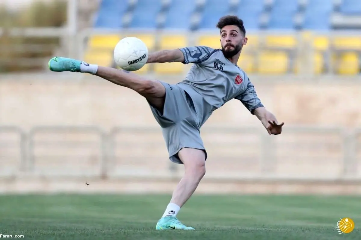 درخواست ۴ برابری مهاجم پرسپولیس!