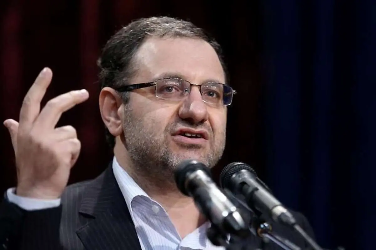 نماینده مجلس: شوآف در گل و لای، به سلفی با موگرینی شرف دارد