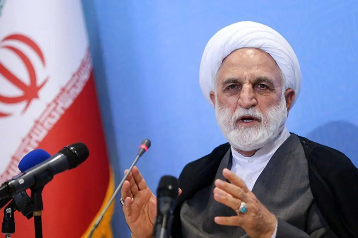 اژهای: تکلیف ماشینهای وارداتی باید روشن شود
